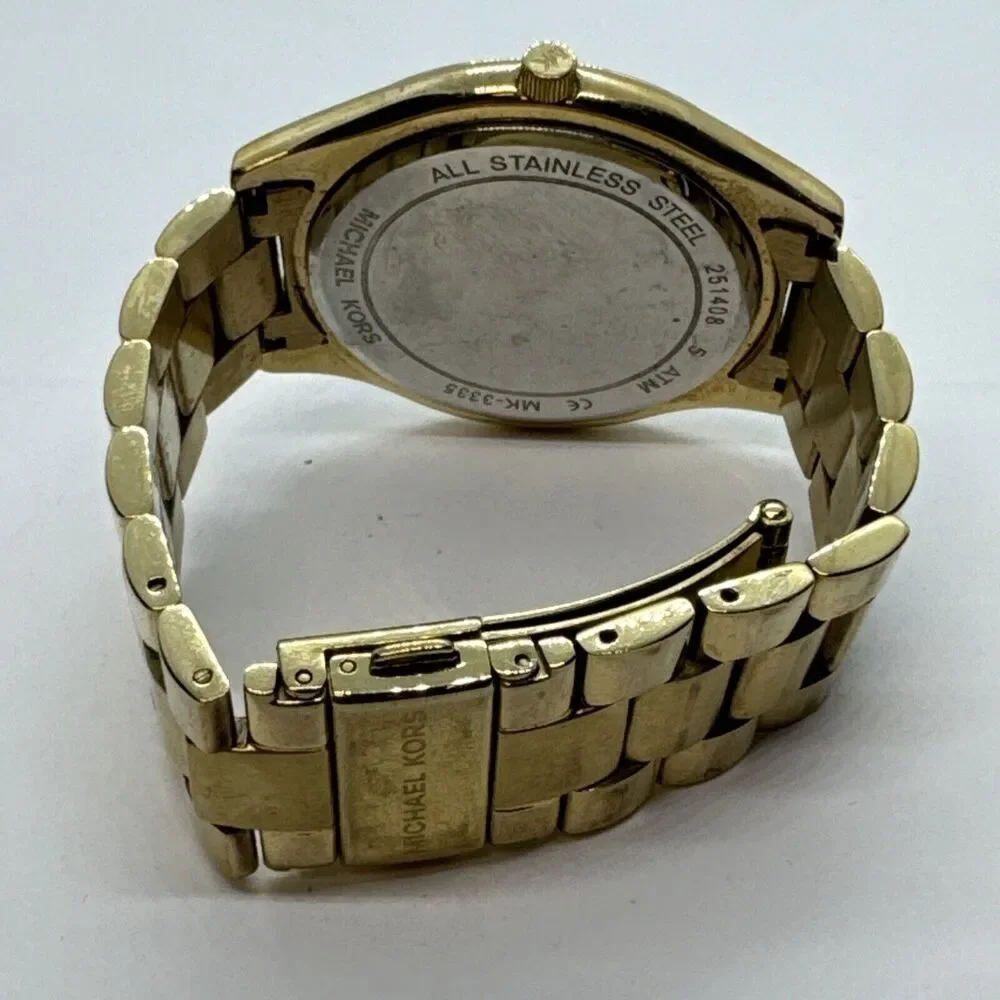 Michael Kors Slim Runway MK3335 Women's Gold Tone Analog Dial Wrist Watch JNA625